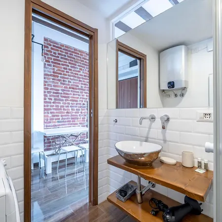 New York-style - Modern Glam Near The Center Of Milano
