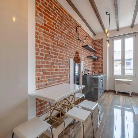 New York-style - Modern Glam Near The Center Of * Milano